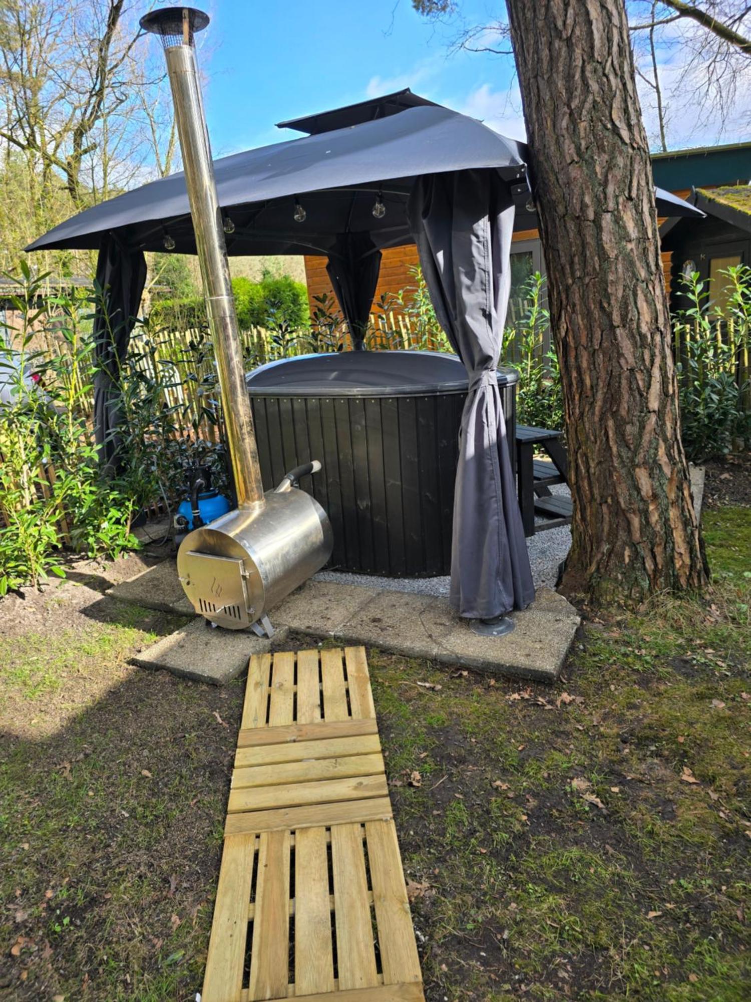 Willa Pipowagen Met Prive Hot Tub Lanaken Zewnętrze zdjęcie